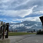 Wiesenblick Mils