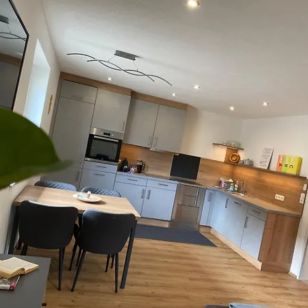 アパート Wiesenblick Mils Mils (Innsbruck-Land)