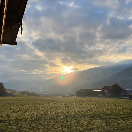 Wiesenblick Mils アパート Mils (Innsbruck-Land)